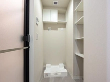 【神奈川県/横浜市中区野毛町】カスタリア桜木町 洗濯機置き場