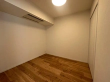 【神奈川県/横浜市西区みなとみらい】みなとみらいミッドスクエア　ザ・タワーレジデンス 洋室