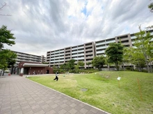 【神奈川県/横須賀市追浜東町】ザ・パークハウス追浜オーシャンフォート 敷地内