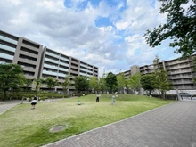 【神奈川県/横須賀市追浜東町】ザ・パークハウス追浜オーシャンフォート 敷地内