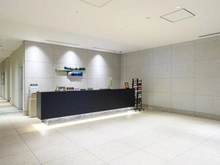 【神奈川県/横浜市西区みなとみらい】ブルーハーバータワーみなとみらい ロビー：コンシェルジュカウンター