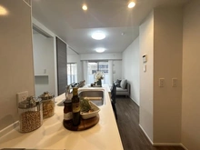 【神奈川県/横浜市神奈川区松見町】ブリシア横浜大口 キッチンからリビングダイニング望む