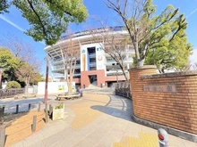 【神奈川県/横浜市中区山下町】ヴィルヌーブタワー横浜・関内 横浜公園（現地より約110m）