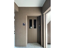 【神奈川県/横浜市南区前里町】マイキャッスル横浜南 共用部：エレベーター