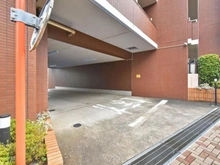 【神奈川県/横浜市神奈川区片倉】日神パレステージ横浜片倉町 駐車場