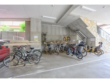 【神奈川県/横浜市西区楠町】エルズ横濱 駐輪場