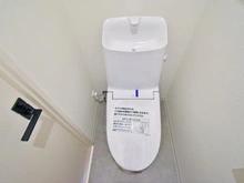【神奈川県/横浜市南区二葉町】ライオンズマンション吉野町第8 トイレ