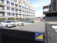 【神奈川県/横浜市中区山元町】ルピナス山手 駐車場