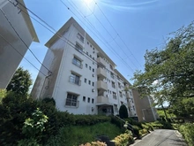 【神奈川県/横浜市神奈川区羽沢町】宮向団地 三街区弐号棟 外観