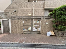 【神奈川県/横浜市南区吉野町】ベイサイトコート横浜 敷地内：ゴミ置き場