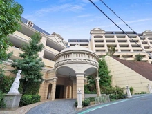 【神奈川県/横浜市南区永田台】レイディアント横濱ユーロヒルズ 外観