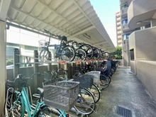 【神奈川県/横浜市西区戸部町】シャリエ横浜ベイグランデ 駐輪場