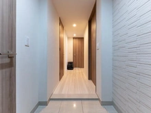 【神奈川県/川崎市川崎区港町】リヴァリエ C棟 玄関