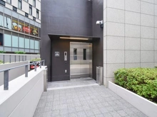 【神奈川県/横浜市神奈川区鶴屋町】THE　YOKOHAMA  FRONT　TOEWR 敷地内