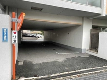【神奈川県/川崎市多摩区宿河原】宿河原パークハウス壱番館 駐車場