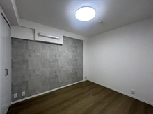 【神奈川県/川崎市宮前区有馬】第2ウィンザーハイム鷺沼 サービスルーム（納戸）