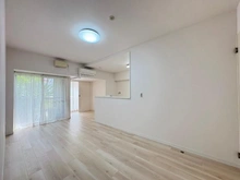 【神奈川県/横須賀市東逸見町】ウェルシティ横須賀ポートバレーヌ2番館 LDK