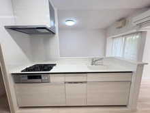 【神奈川県/横須賀市東逸見町】ウェルシティ横須賀ポートバレーヌ2番館 キッチン