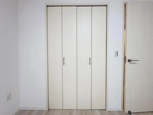 【神奈川県/横須賀市東逸見町】ウェルシティ横須賀ポートバレーヌ2番館 収納