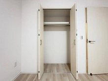 【神奈川県/横須賀市東逸見町】ウェルシティ横須賀ポートバレーヌ2番館 収納