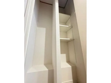 【神奈川県/横須賀市東逸見町】ウェルシティ横須賀ポートバレーヌ2番館 収納