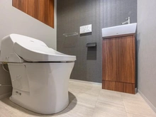 【神奈川県/横浜市西区花咲町】プラウド横浜桜木町 トイレ