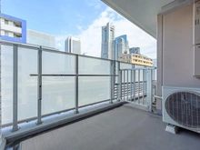 【神奈川県/横浜市西区花咲町】プラウド横浜桜木町 バルコニー