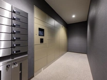 【神奈川県/横浜市西区花咲町】プラウド横浜桜木町 メールBOX・宅配BOX