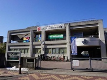 【神奈川県/川崎市高津区坂戸】パークホームズ溝の口ミッドイースト 川崎市立高津中学校（現地より約590m）