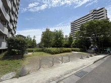 【神奈川県/横浜市戸塚区上倉田町】コンフォール上倉田 3号棟 敷地内施設