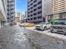 【神奈川県/横浜市南区浦舟町】横浜伊勢佐木南パーク・ホームズ 駐車場：月額20,000円～24,000円