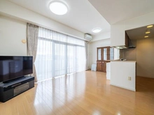 【東京都/府中市住吉町】プラウド府中中河原 リビング・ダイニング