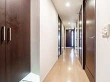 【東京都/府中市住吉町】プラウド府中中河原 廊下