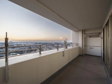 【神奈川県/横浜市西区西平沼町】ヨコハマタワーリングスクエア バルコニー