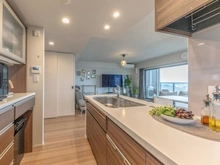 【神奈川県/横浜市磯子区汐見台】クレストレジデンス横浜SKY VIEW SHIOMIDAI キッチン