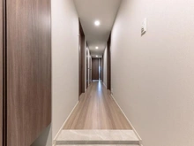 【神奈川県/横浜市磯子区汐見台】クレストレジデンス横浜SKY VIEW SHIOMIDAI 廊下