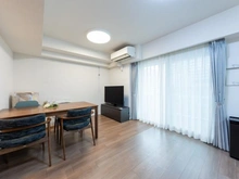 【神奈川県/横浜市西区桜木町】フェルモ横浜桜木町 リビング・ダイニング