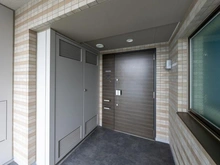 【神奈川県/横浜市西区桜木町】フェルモ横浜桜木町 玄関