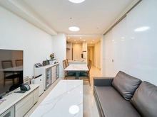 【神奈川県/横浜市西区北幸】シティハウス横浜 リビング・ダイニング：床暖房付き/天井高2,450mm