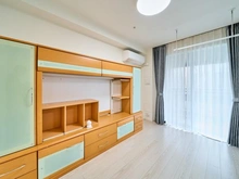 【神奈川県/横浜市西区北幸】シティハウス横浜 洋室：ホスクリーン設置（新築時）/ウォークインクローゼット有り