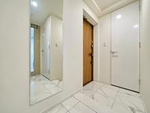 【神奈川県/横浜市西区北幸】シティハウス横浜 玄関：シューズインクローゼット/ミラー設置/電子錠に変更（新築時追加工事）