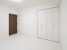 【神奈川県/横浜市西区戸部町】マンション掃部山公園 洋室