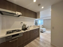 【神奈川県/横浜市西区花咲町】アトラス横浜紅葉坂シティテラス キッチン