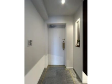 【神奈川県/横浜市西区花咲町】アトラス横浜紅葉坂シティテラス 玄関