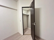 【神奈川県/横浜市保土ケ谷区星川】コスモ星川パークステージ 収納：ウォークインクローゼット