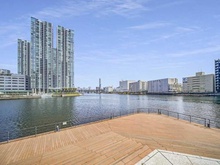 【東京都/品川区東品川】品川イーストシティタワー  天王洲アイル第一水辺広場（現地より約710m）