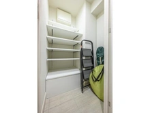 【神奈川県/横浜市神奈川区西寺尾】リミオガーデン横浜西寺尾 収納