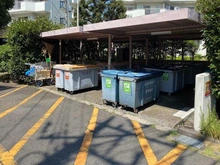 【神奈川県/横浜市青葉区あざみ野】あざみ野団地 第3－3－6号棟 敷地内：ゴミ置場