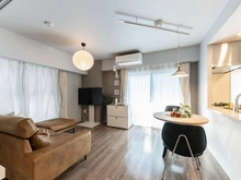 【神奈川県/横浜市西区花咲町】クリオ横濱桜木町ミッドグレイス リビング・ダイニング