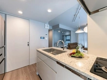 【神奈川県/横浜市西区花咲町】クリオ横濱桜木町ミッドグレイス キッチン